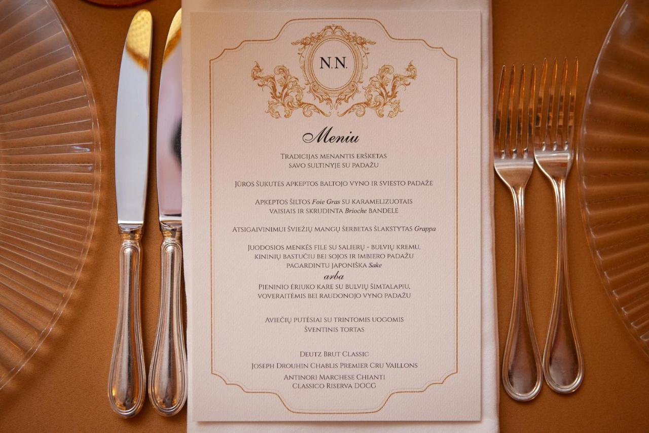 Narutis Hotel - Small Luxury Hotels Of The World Вилнюс Екстериор снимка Menu