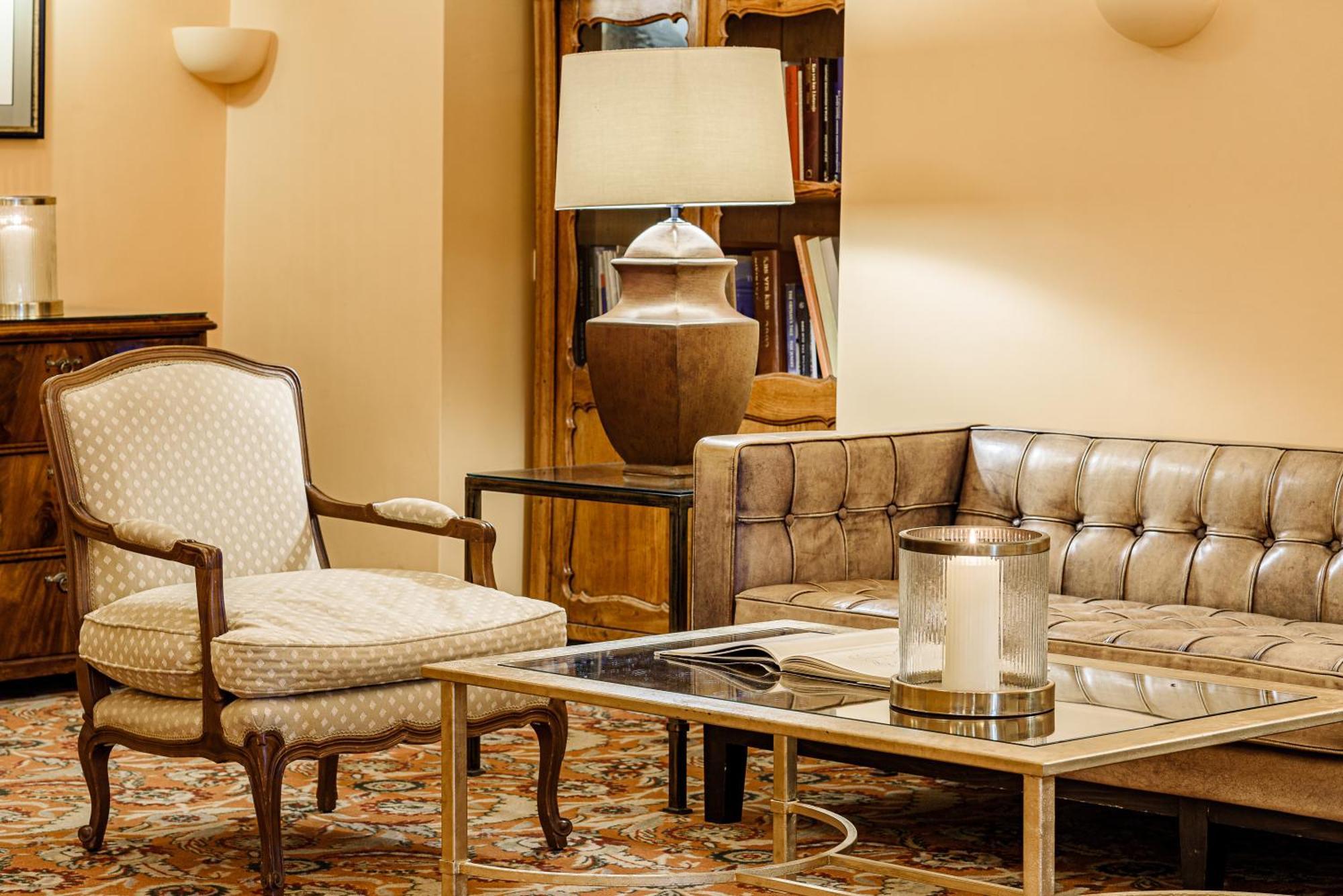 Narutis Hotel - Small Luxury Hotels Of The World Вилнюс Екстериор снимка Library