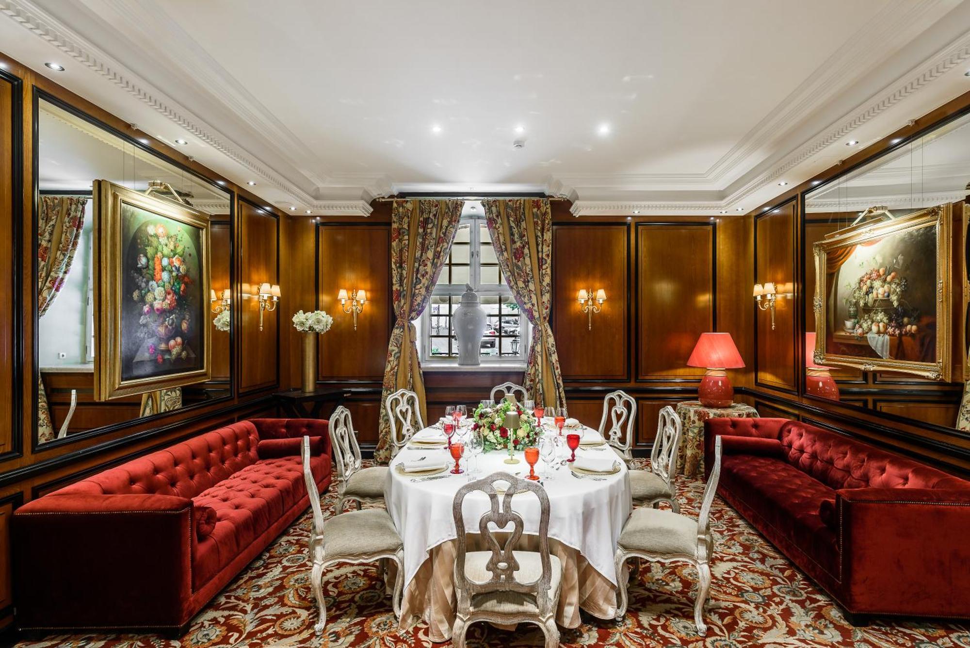 Narutis Hotel - Small Luxury Hotels Of The World Вилнюс Екстериор снимка The restaurant