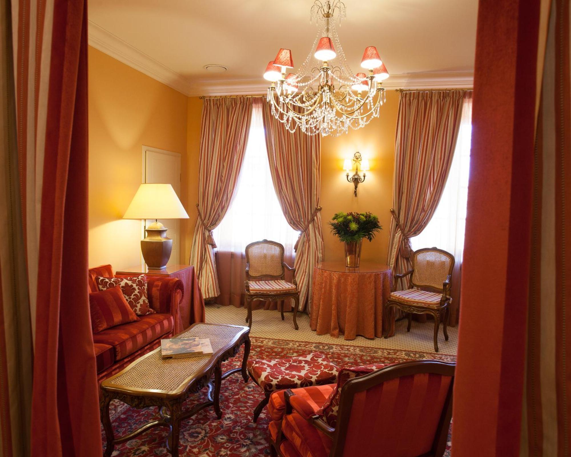 Narutis Hotel - Small Luxury Hotels Of The World Вилнюс Стая снимка A room at the hotel