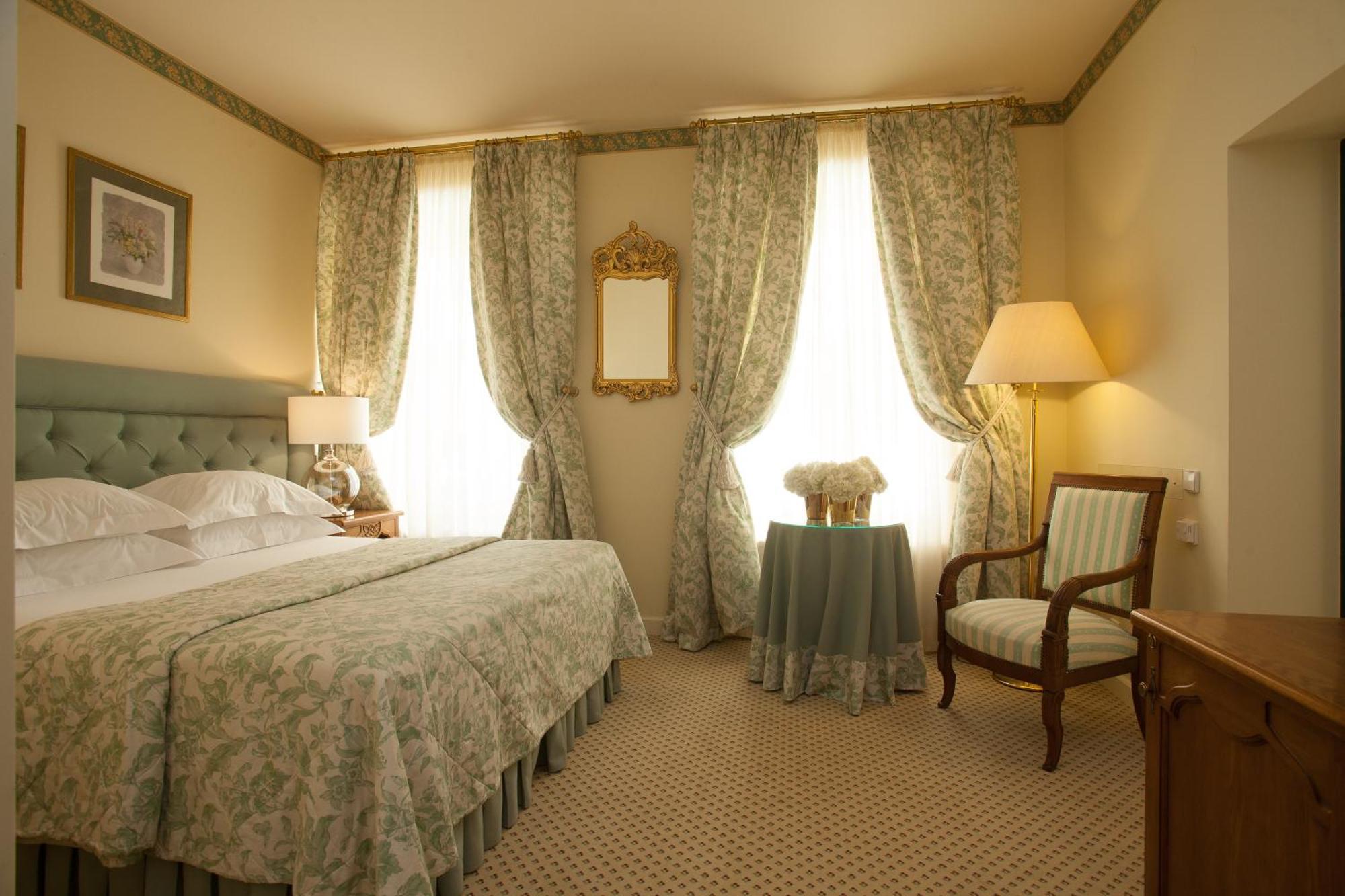 Narutis Hotel - Small Luxury Hotels Of The World Вилнюс Екстериор снимка